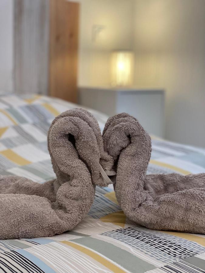 Appartement En Residence Privee, Face A La Mer Avec Acces Direct Plage Hyeres Bagian luar foto